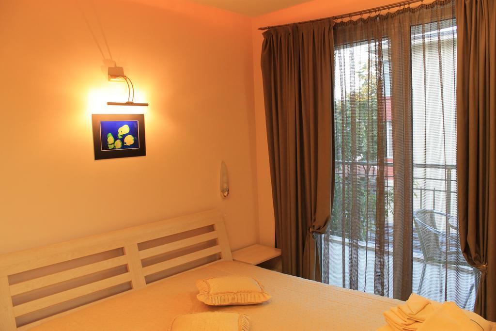 Stela Guest House Tsarévo Extérieur photo