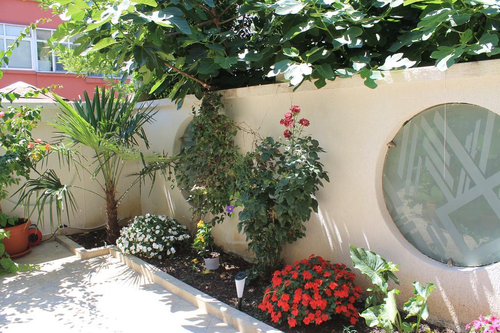 Stela Guest House Tsarévo Extérieur photo