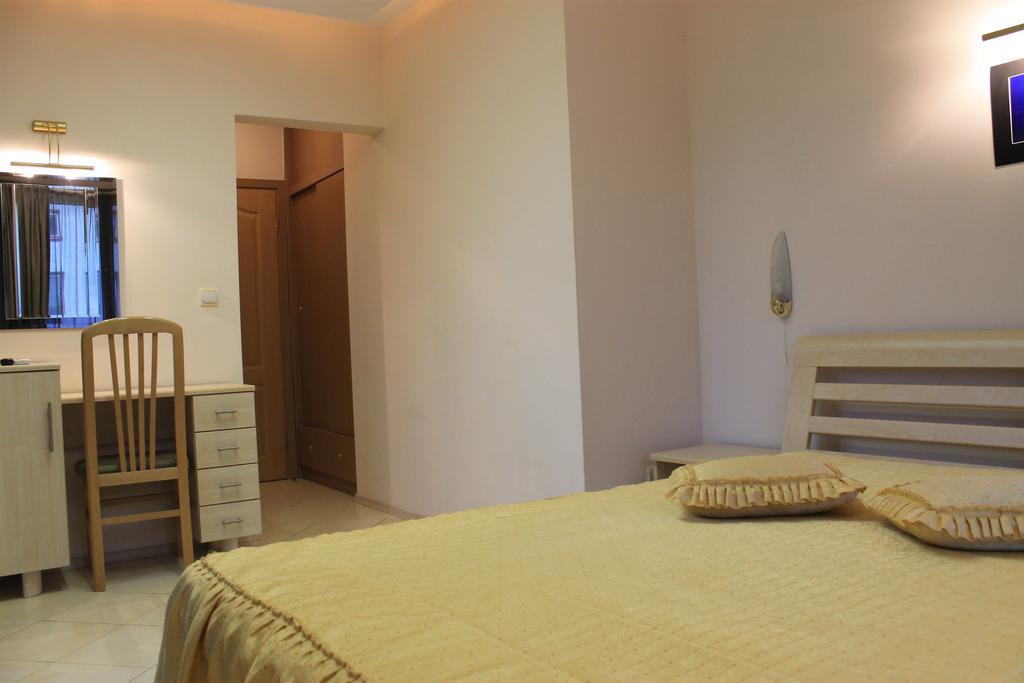 Stela Guest House Tsarévo Chambre photo